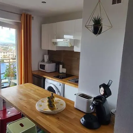 Le Reve Bleu Grand Balcon Apartment *