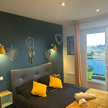 Le Reve Bleu Grand Balcon Apartment Carcassonne